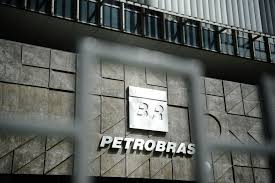Ações trabalhistas de R$ 30 bilhões ameaçam Petrobras.