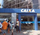 Beneficiários também podem acessar aplicativo pelo celular para saber se têm saldo em contas inativas. Agências da Caixa abrem mais cedo para tirar dúvidas sobre saque do FGTS inativo!