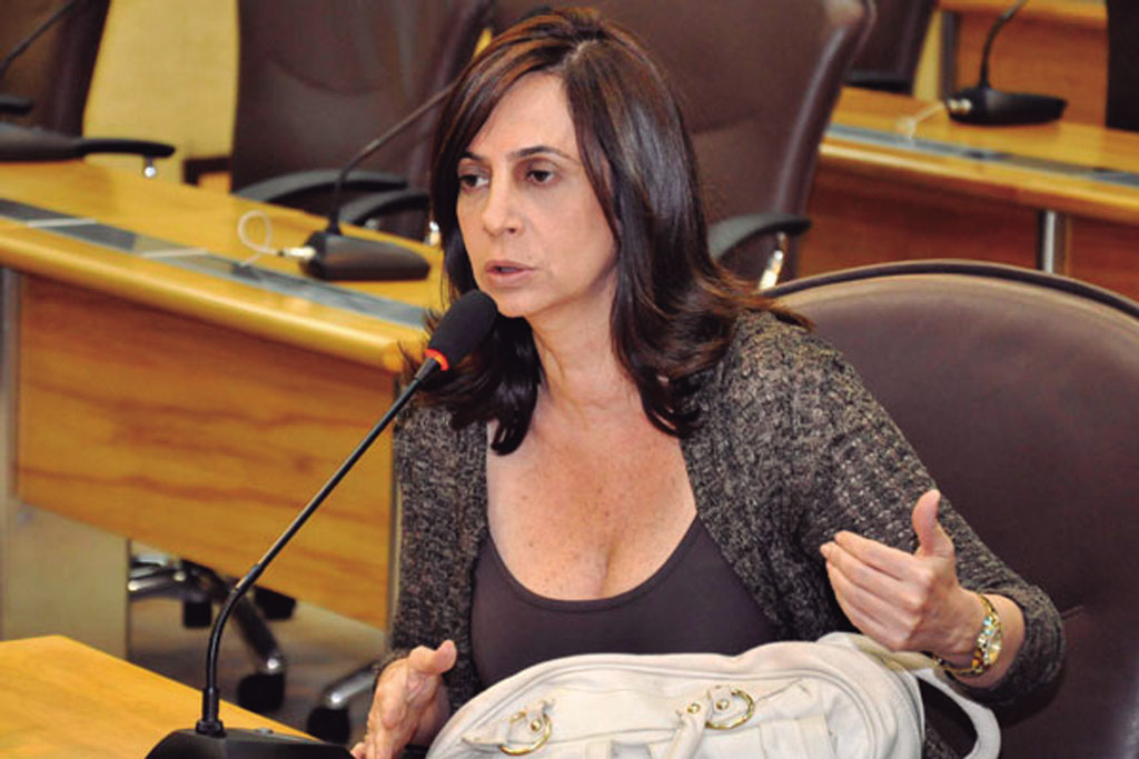 CCJ não acata pedido de urgência do Executivo.