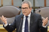 Deputado Hermano Morais se solidariza com bancários em greve.
