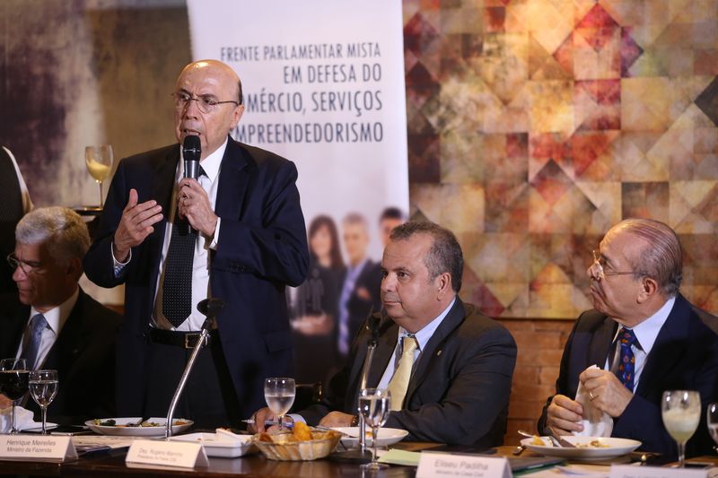 Deputado Rogério Marinho lidera reunião da Frente CSE com ministros Padilha e Meirelles.