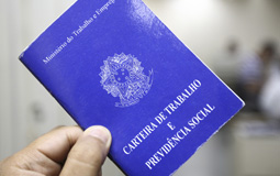 Diário publica regras para funcionamento do Programa de Proteção ao Emprego.