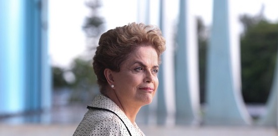 Dilma proporá plebiscito sobre novas eleições e reforma política.
