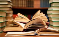 Escolas públicas devem escolher livros didáticos até 4 de setembro.