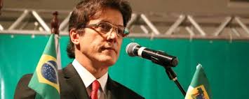 Governador defende ações de cooperação entre Estado, municípios e União para melhor gestão da segurança.