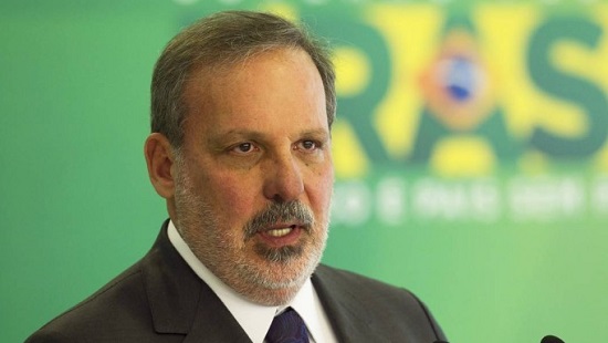 Ministro volta ao Senado.