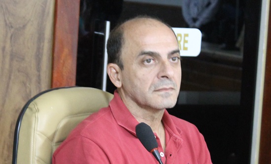 PCdoB fica na base do governo Robinson.